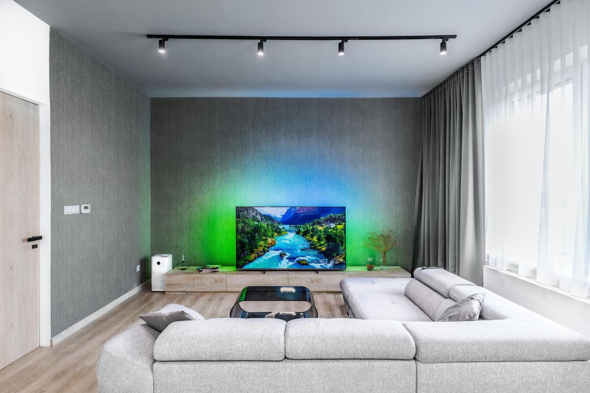 Chalupku - Luxurious Apartment 70M2 In Direct Centrum With Parking Included, Air-Conditioned, Balcony, Quiet Sleep, Best In Town Banská Bystrica Exterior foto